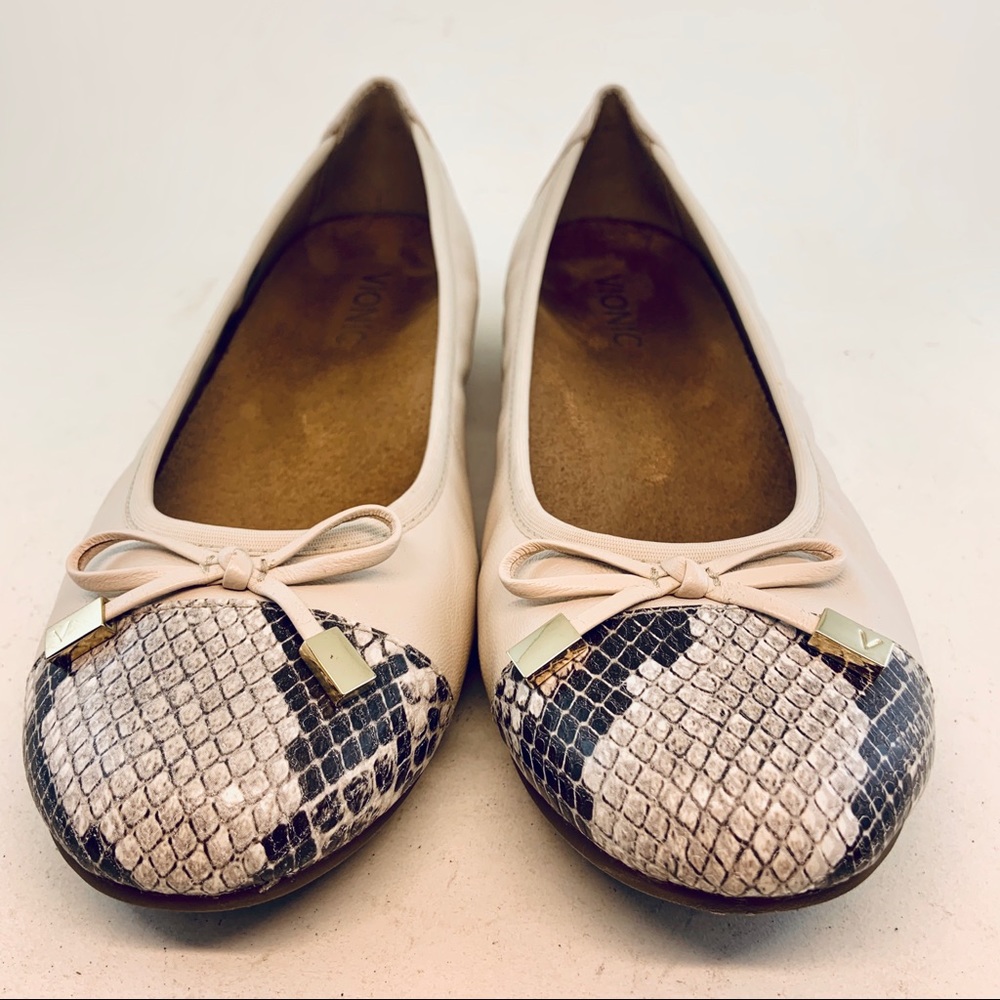 ⚡️SOLD Vionic Snake Cap Toe Bow Minna Ballet Flats - Picture 2 of 11